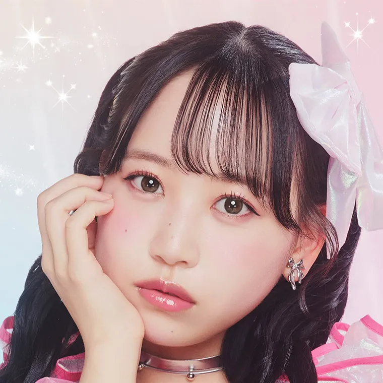 FRUITS ZIPPERイメージモデルカラコン frufru｜