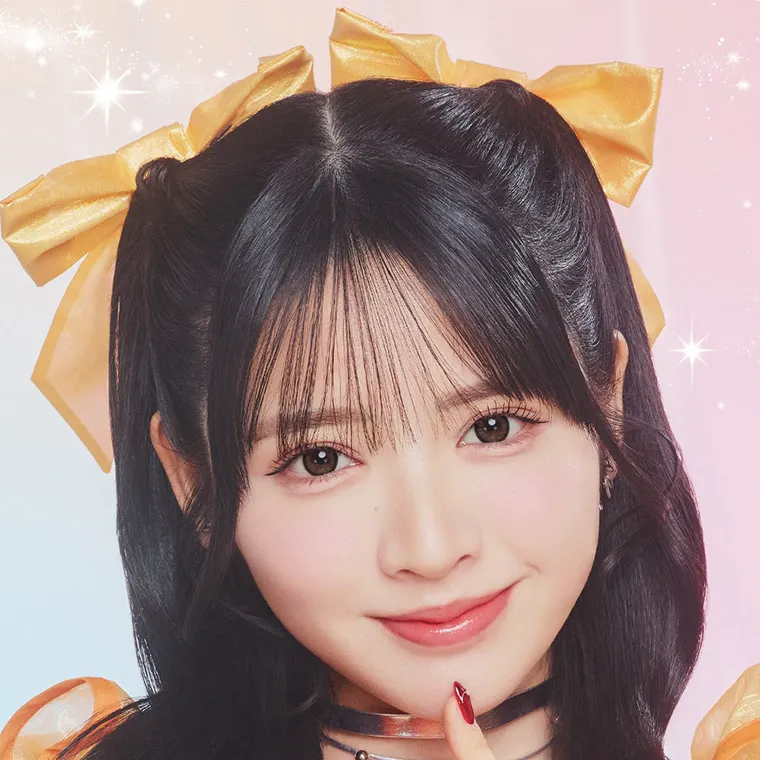 FRUITS ZIPPERイメージモデルカラコン frufru｜