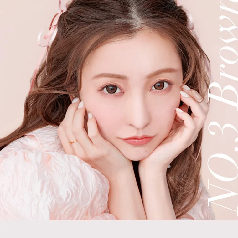 板野友美イメージモデルカラコン secret candymagic 1day シークレットキャンディーマジックワンデー|